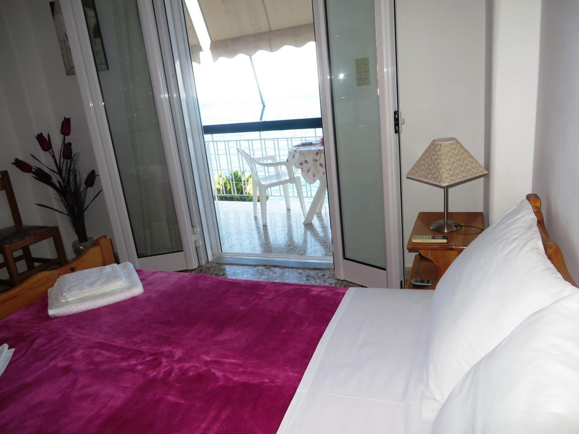 Blue Sky Apartments & Rooms Xiropigado Room photo